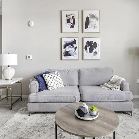 Landing Modern Apartment With Amazing Amenities